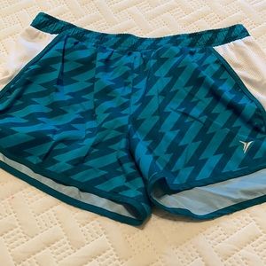 🙂Old navy active wear